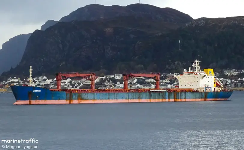 LAMAR S