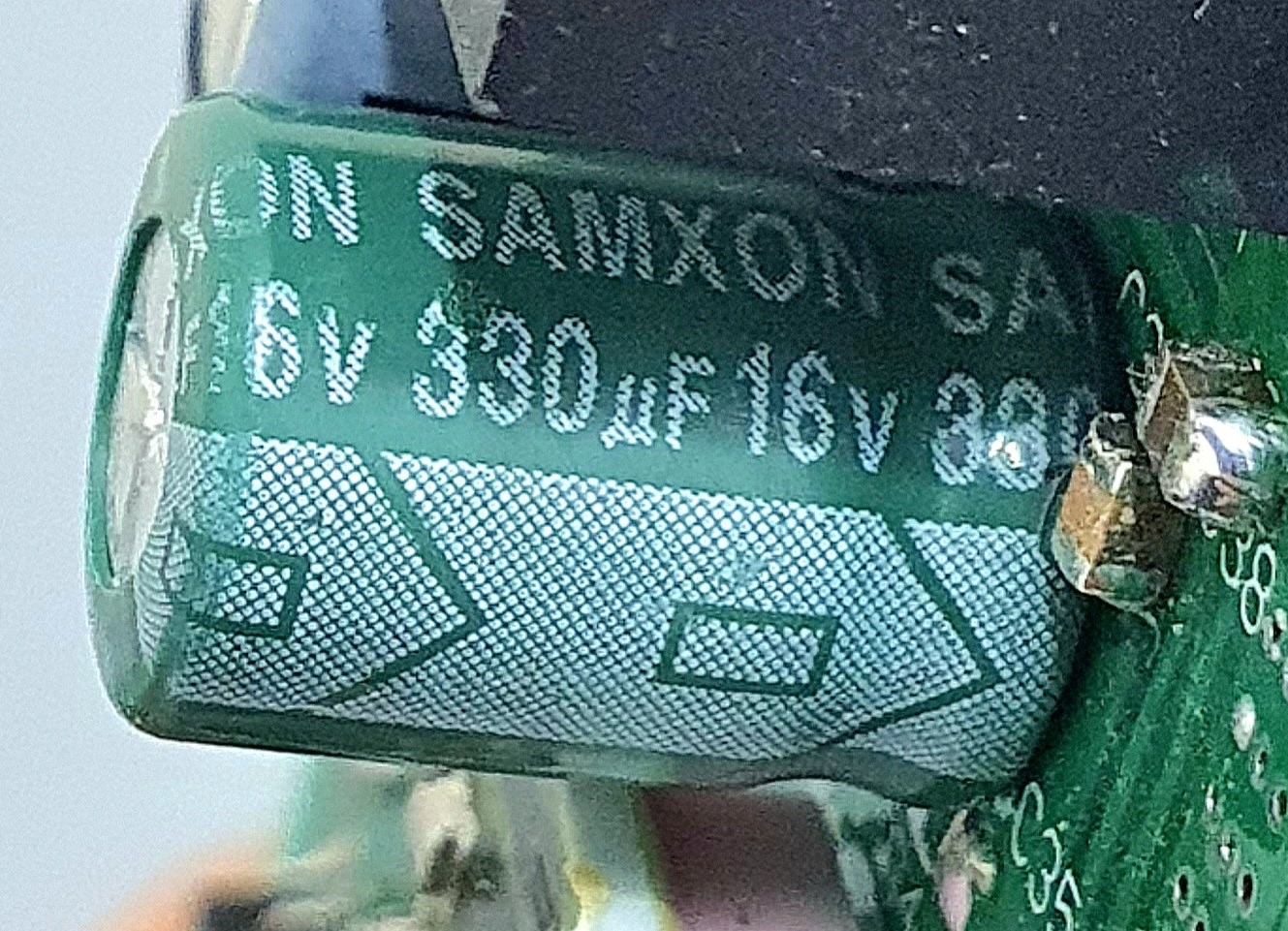 Electrolytic capacitor