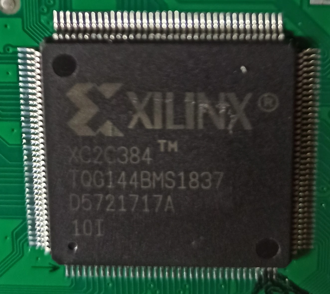 Микросхема XILINX (Фото 256)