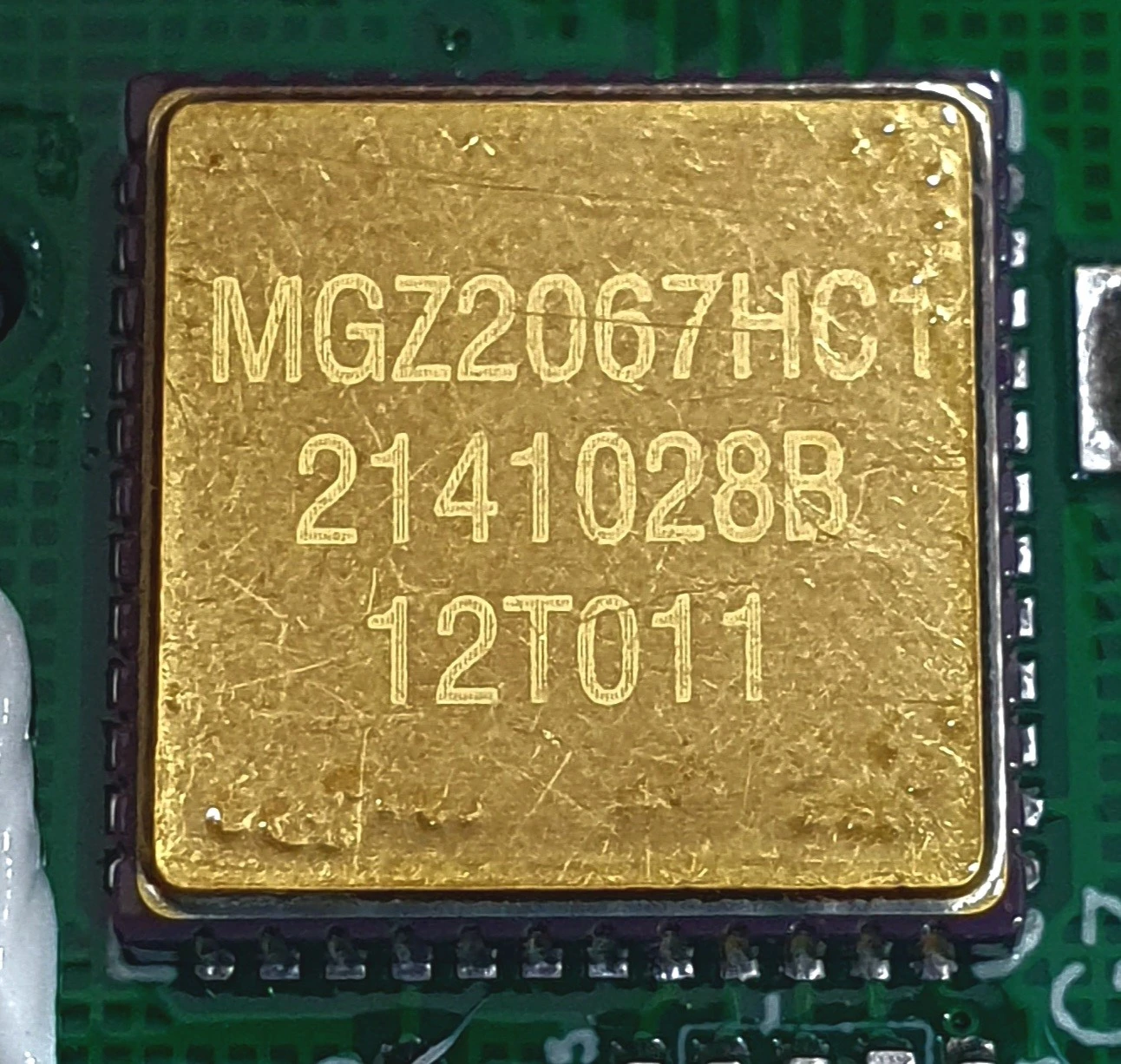 MEMS gyroscope (Photo 256)