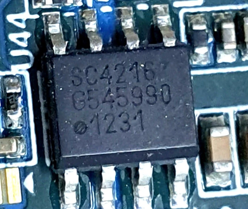 Voltage regulator (Photo 256)