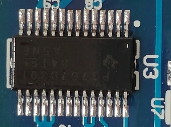 A linear regulator with two outputs and a small drop