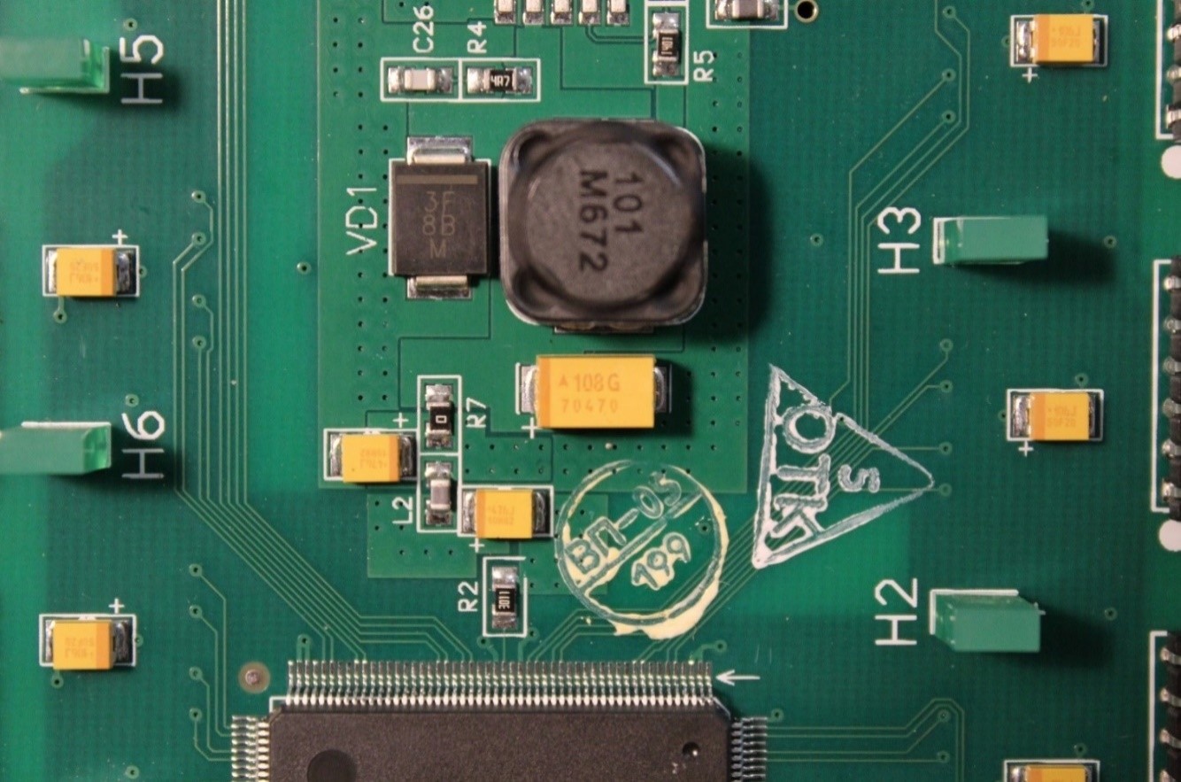  Tantalum SMD capacitor