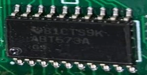 Octal Registered Transceiver with 3-State Outputs