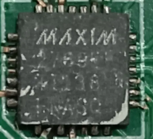 Universal GPS Receiver MAX2769 (MAX2769ETI+) (Photo 256)