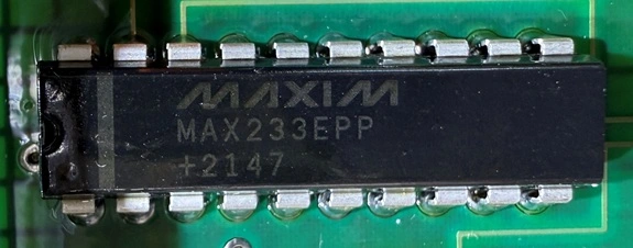 Драйвер/приймач RS-232