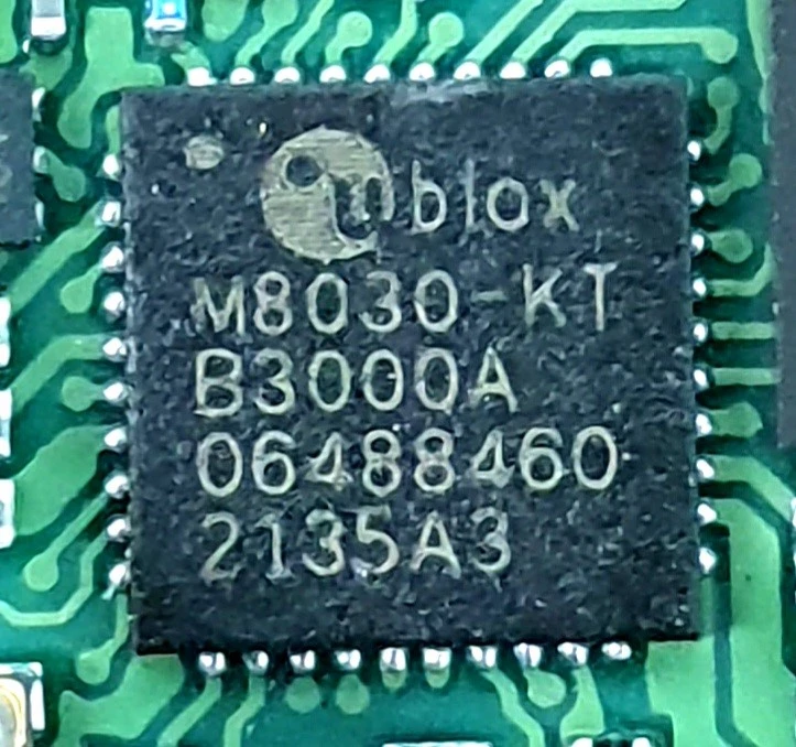 GPS tracker chip