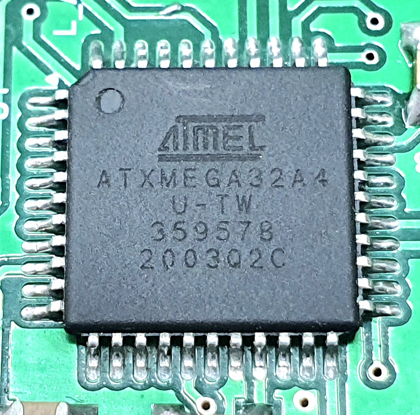  Microcontroller