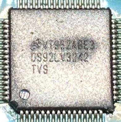 Interface chip 20-85 MHz 32-bit serializer Channel Link II 64-TQFP