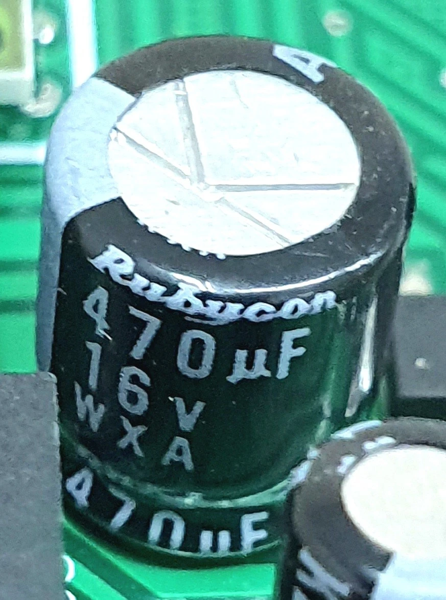 Electrolytic capacitor