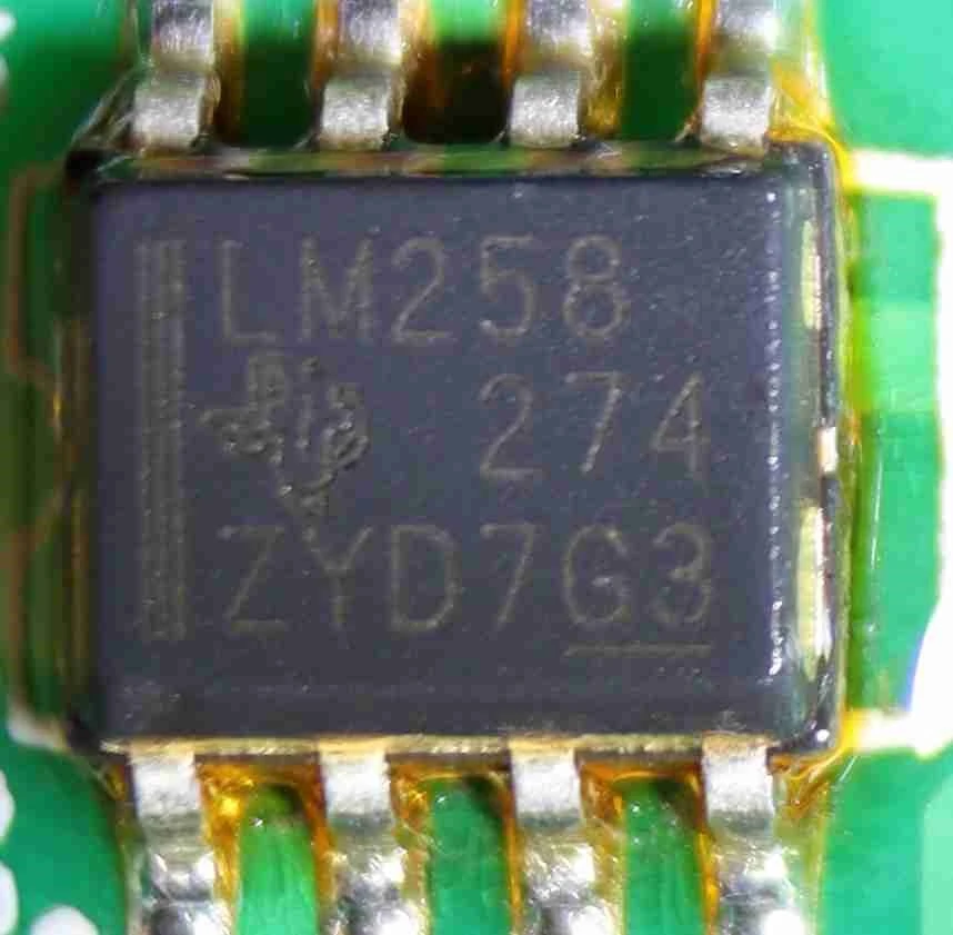 Dual operational amplifier (Photo 256)