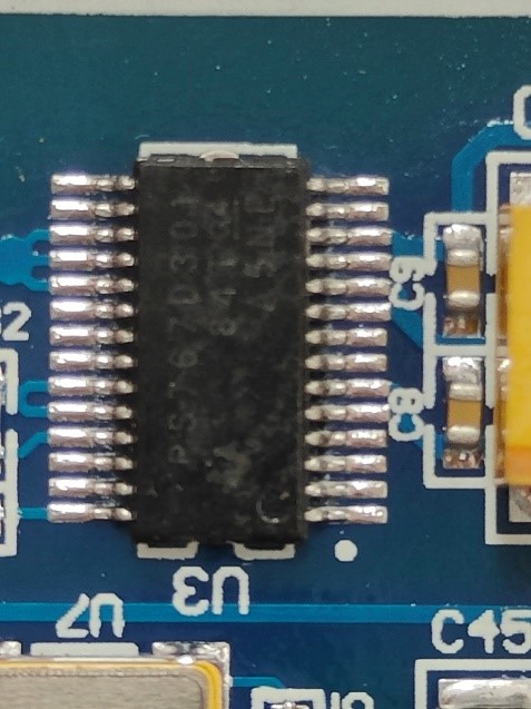 Linear regulator with two outputs and low drop PS767D301