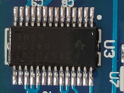 A linear regulator with two outputs and a small drop