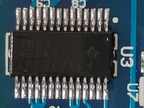 A linear regulator with two outputs and a small drop