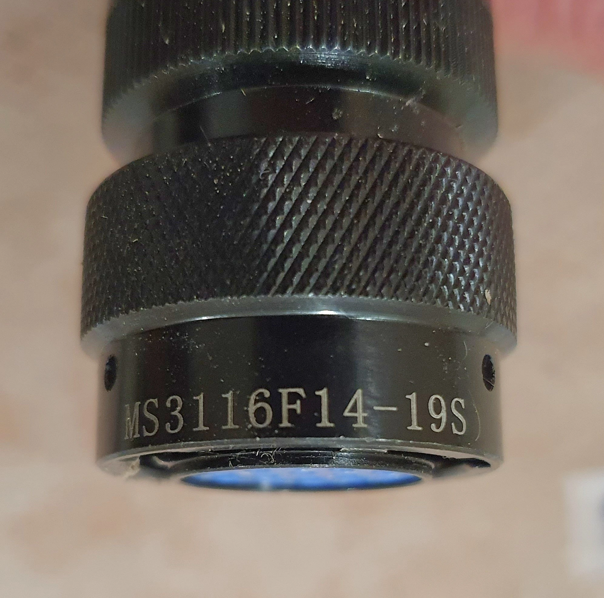 Plug connector (Photo 256)