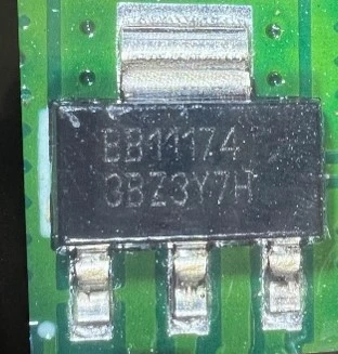 Voltage regulator (Photo 256)