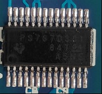 A linear regulator with two outputs and a small drop