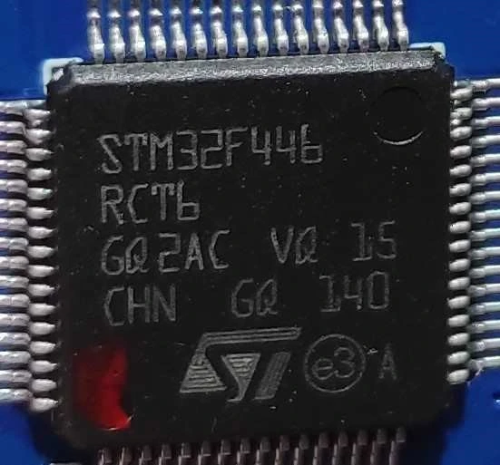 Microcontroller based on the ARM Cortex-M4 core (Photo 256)