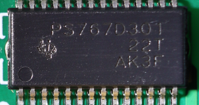 Voltage regulator with two outputs
