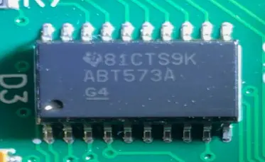 Микросхема 81СTS9K ABT573A G4