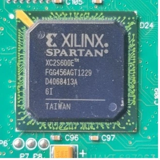 IC with programmable logic (Photo 256)