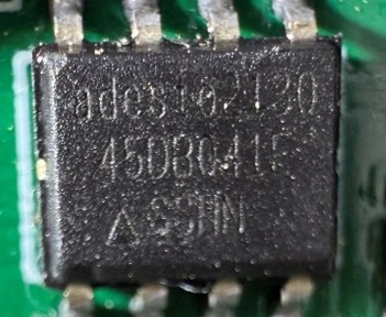 Последовательная флэш-память 32Mbit