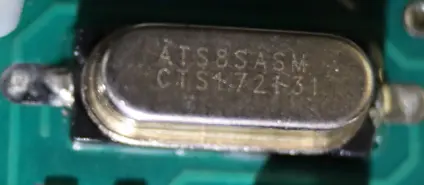 Quartz Crystal Oscillator (Photo 256)