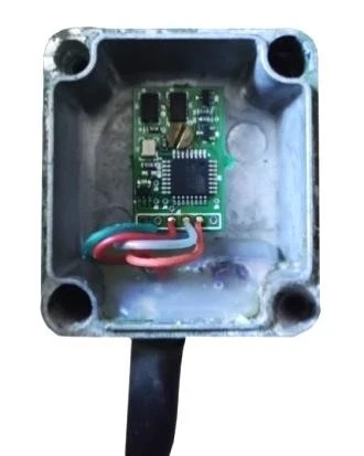 Digital accelerometer