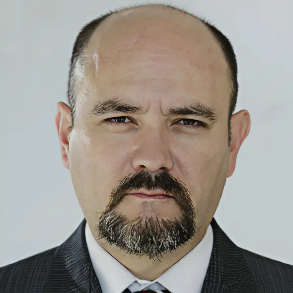 РАЗУМНЫЙ Виталий Витальевич