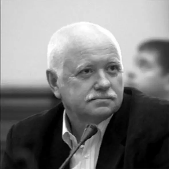 ВИНОГРАДОВ Юрий Алексеевич