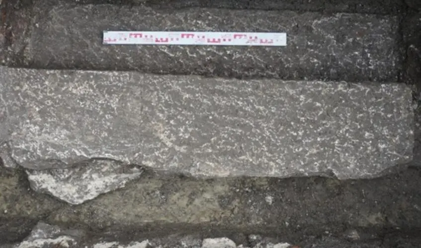 Вапнякова плита з рельєфом Геракла (Фото 256)