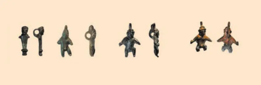 Bronze anthropomorphic pendant figures (Photo 256)