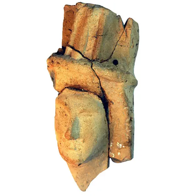 Fragment of a terracotta doll statuette