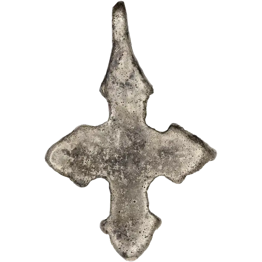 Pectoral cross with triangular ends