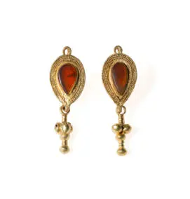 Earrings with inlays