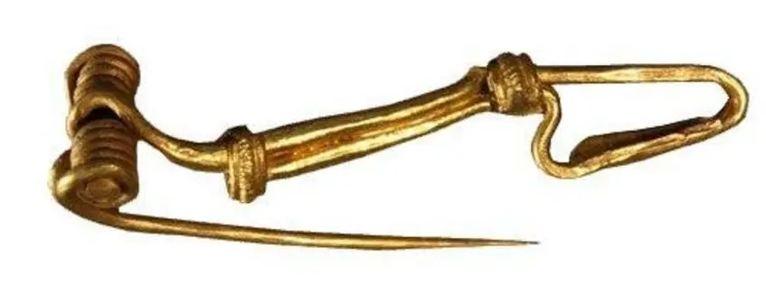 Golden fibula