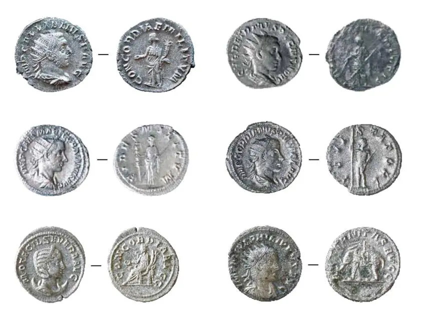 Collection of Roman silver coins (Photo 256)